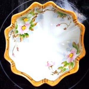 Antique Imperial Nippon Porcelain Gold Trim Footed Bowl Hand Painted Japan